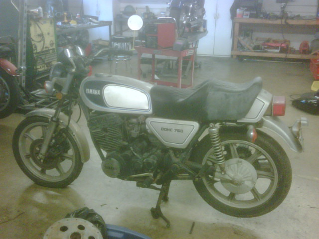 1980 yamaha 750 triple